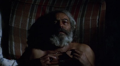 爱情是狗娘剧照的剧照