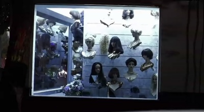 爱情是狗娘剧照的剧照