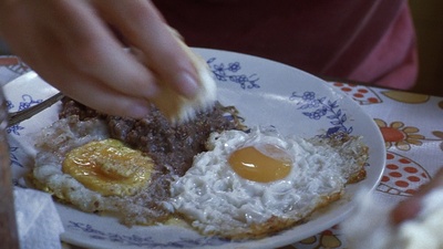 爱情是狗娘剧照的剧照