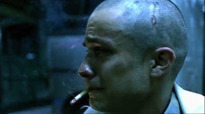 爱情是狗娘剧照的剧照