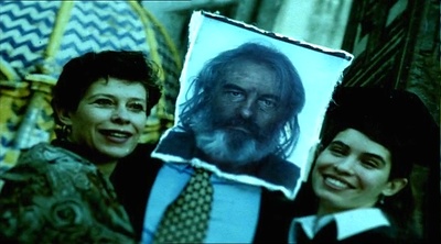 爱情是狗娘剧照的剧照