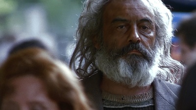 爱情是狗娘剧照的剧照