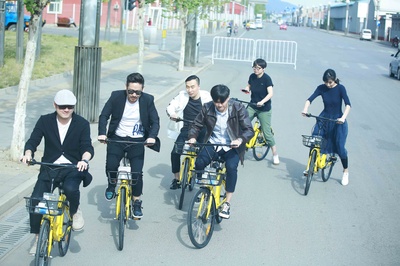 提着心吊着胆剧照的剧照