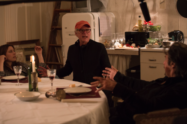 低入尘埃剧照的剧照