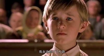 战火遗孤剧照的剧照