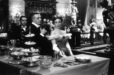 伯爵夫人的耳环剧照的剧照