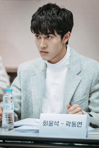 大将金昌洙剧照的剧照