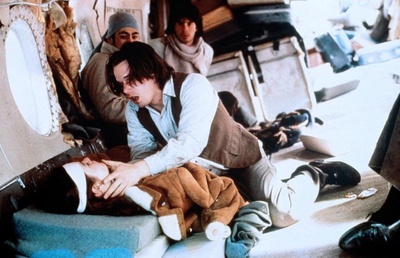 天劫余生剧照的剧照