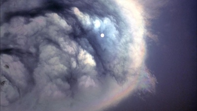 天劫余生剧照的剧照