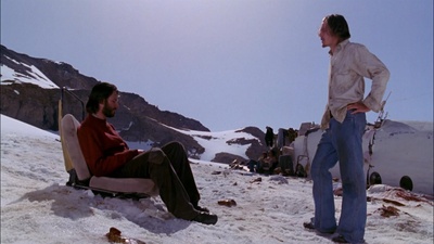 天劫余生剧照的剧照