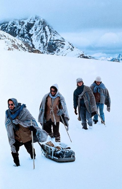 天劫余生剧照的剧照