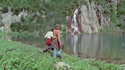 天劫余生剧照的剧照