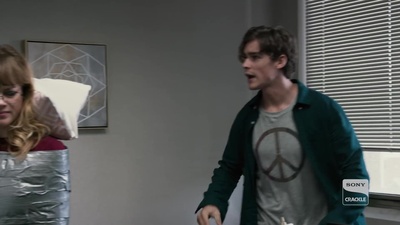 办公室僵尸起义剧照的剧照