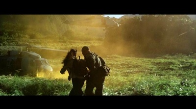 太阳泪剧照的剧照