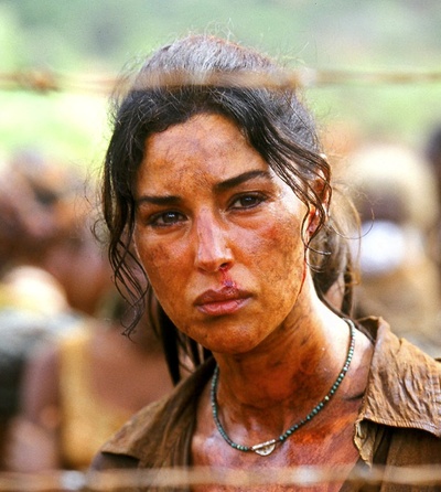 太阳泪剧照的剧照