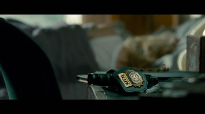 窗台上的男人剧照的剧照