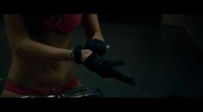 窗台上的男人剧照的剧照