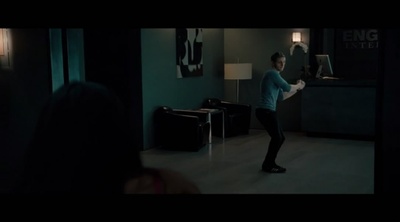 窗台上的男人剧照的剧照