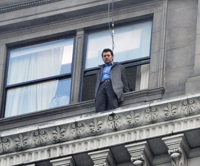 窗台上的男人剧照的剧照