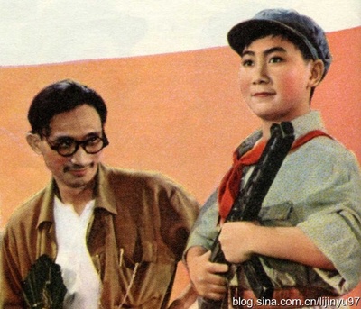 三朵小红花剧照的剧照