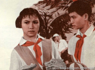 三朵小红花剧照的剧照