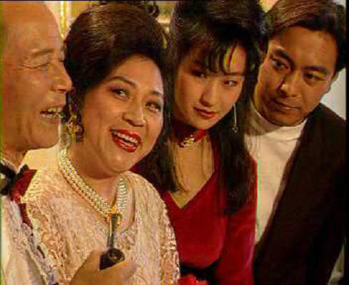 黄莺大战阿拉丁剧照的剧照