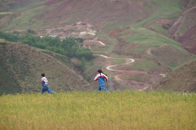 旺扎的雨靴剧照的剧照