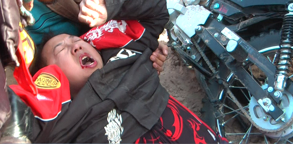 心跳戈壁剧照的剧照