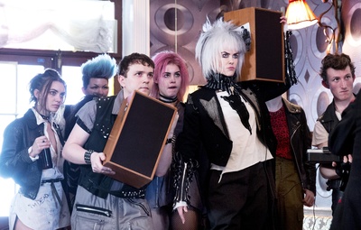 如何在派对上搭讪女孩剧照的剧照