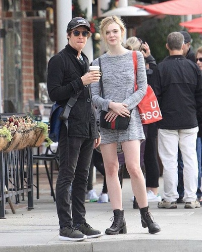 如何在派对上搭讪女孩剧照的剧照