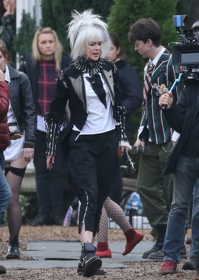 如何在派对上搭讪女孩剧照的剧照