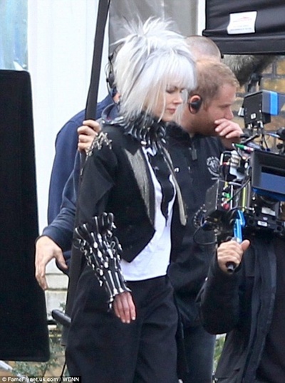 如何在派对上搭讪女孩剧照的剧照