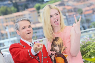 如何在派对上搭讪女孩剧照的剧照