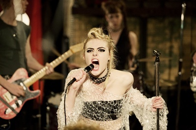 如何在派对上搭讪女孩剧照的剧照