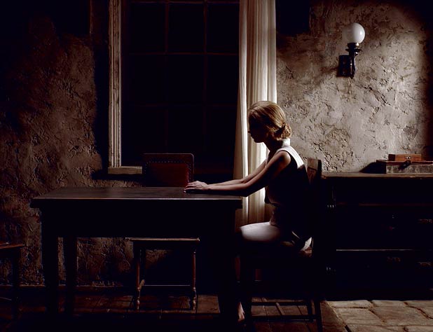 将爱放逐剧照的剧照