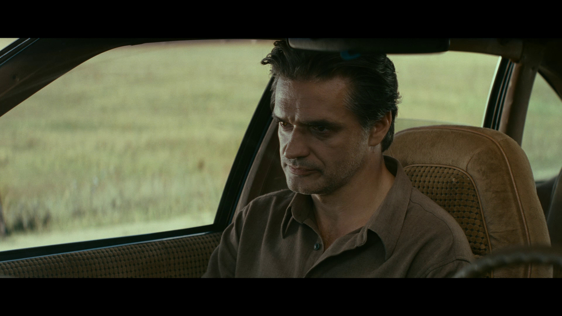 将爱放逐剧照的剧照