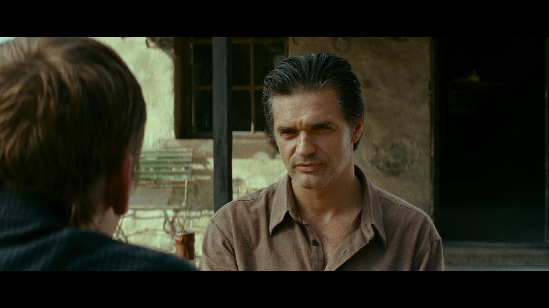 将爱放逐剧照的剧照