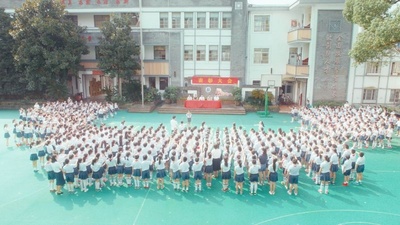 美丽童年剧照的剧照