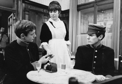 青年特尔勒斯剧照的剧照