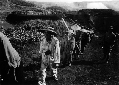 人间的条件(第一、二部)剧照的剧照