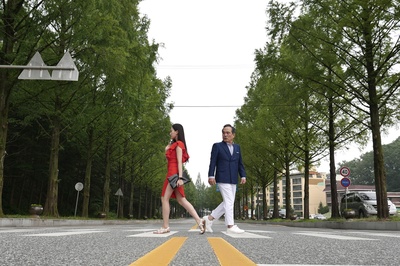 美丽人生剧照的剧照