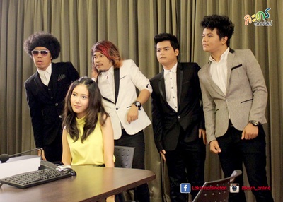 加班遇到鬼剧照的剧照