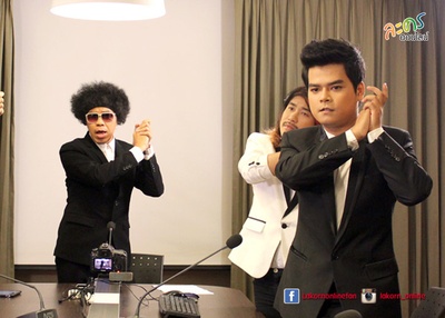 加班遇到鬼剧照的剧照