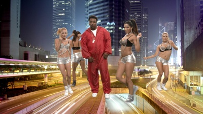 热浴盆时光机2剧照的剧照