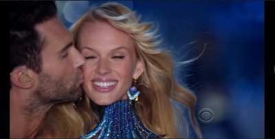 维多利亚的秘密2011时装秀剧照的剧照