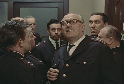 消防员舞会剧照的剧照