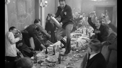 灰烬与钻石剧照的剧照