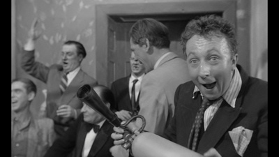 灰烬与钻石剧照的剧照