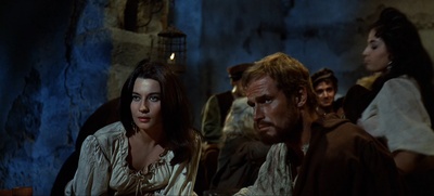 痛苦与狂喜剧照的剧照