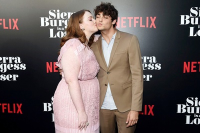 塞尔拉·伯格斯是废柴剧照的剧照